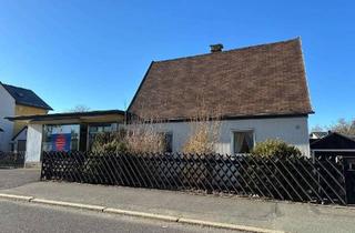 Einfamilienhaus kaufen in 95100 Selb, Einfamilienhaus mit großem Potenzial: Wohnen & Arbeiten auf ca. 108 m² Wohnfläche und ca. 128 m² Gew