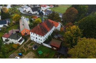 Haus kaufen in 95709 Tröstau, Wo kann Wohnen schöner sein? Gutshof im Herzen des Fichtelgebirges mit 4 Wohnungen und einer Gewerbe