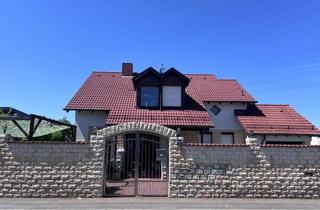 Einfamilienhaus kaufen in 68766 Hockenheim, Großzügiges Einfamilienhaus mit Garten, Garagen, Stellplätzen zur gewerblichen Nutzung