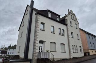 Mehrfamilienhaus kaufen in 55765 Birkenfeld, Mehrfamilienhaus mit 8 Wohneinheiten als Anlageobjekt