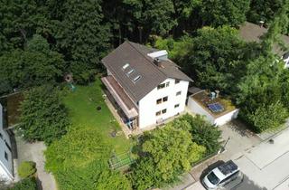 Grundstück zu kaufen in 82131 Gauting, Baugrundstück in idyllischer Lage am Waldrand!