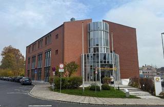 Büro zu mieten in 95100 Selb, Barrierefrei mit Aufzug: Bürofläche in zentraler Lage in Selb (ca. 400 m²) – 1. OG – Tiefgarage