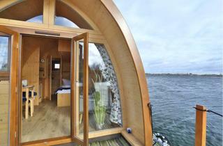 Wohnung kaufen in Am Hafen, 18586 Gager, Traumhafte kleine Hausboote zum Verkauf: Ihr neues Leben auf dem Wasser!