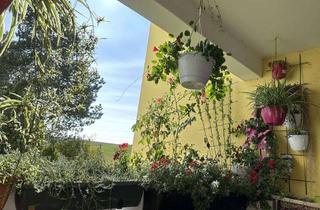 Wohnung kaufen in Lindenstraße 70, 73061 Ebersbach, Wunderschöne 4,5 Zimmer Wohnung mit Balkon mit Blick ins Grüne