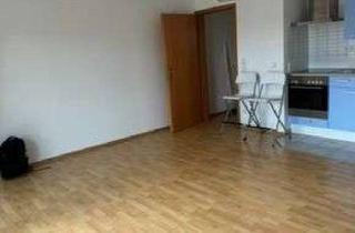 Wohnung kaufen in 06110 Halle, provisionsfrei Single/Studenten-Appartement mit attraktivem Balkon, optimal auch für Kapitalanleger