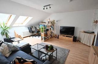 Wohnung mieten in 97076 Lengfeld, Charmante Dachgeschosswohnung in ruhiger Lage