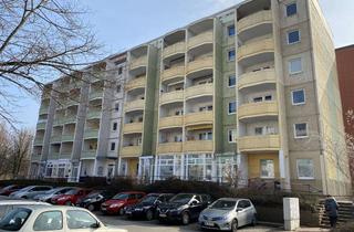 Wohnung mieten in An Der Hürde, 17034 Reitbahnviertel, sonnige 2-Raum Wohnung mit Balkon, frisch renoviert und sofort verfügbar An der Hürde 5 NEU