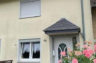 Reihenhaus kaufen in 44581 Castrop-Rauxel, Reihenhaus in Castrop-Rauxel zu verkaufen.