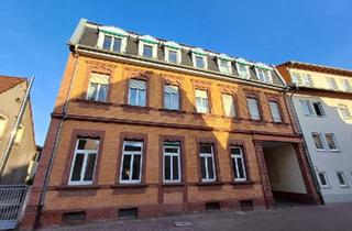 Wohnung kaufen in 67071 Ludwigshafen, Ludwigshafen am Rhein - Helle Altbau-3-ZKB-Wohnung mit großem Balkon und Parkblick