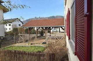 Haus kaufen in Hans-Thoma-Str. 12, 79689 Maulburg, Maulburg - Charmantes Zweifamilienhaus mit Ausbaupotenzial in ruhiger Lage von Maulburg