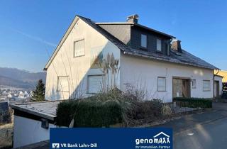 Einfamilienhaus kaufen in 35716 Dietzhölztal / Ewersbach, Dietzhölztal / Ewersbach - Ewersbach: Wohnhaus in guter Lage mit 3 Einheiten!