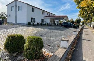 Haus kaufen in 37154 Northeim, Northeim - Wohnhaus 2 x Wohnungen mit Gewerbefläche Grundstück 2343m²