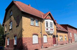 Haus kaufen in 06366 Köthen, Köthen (Anhalt) - Großes Zweifamilienhaus