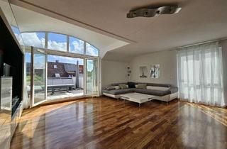 Wohnung kaufen in 71088 Holzgerlingen, Provisionsfrei: Stilvolle 4,5 Zimmer Maisonette mit Dachterrasse in Bestlage