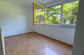 Wohnung kaufen in Biberacherstraße 23, 89079 Wiblingen, Attraktive 3,5 Zimmerwohnung mit 2 Balkonen inklusive Tiefgaragestellplatz
