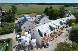 Wohnung kaufen in Parkstraße 15, 85646 Anzing, Einladende 2-Zimmer-Wohnung mit Terrasse und Garten in Anzings grüner Oase (A6)