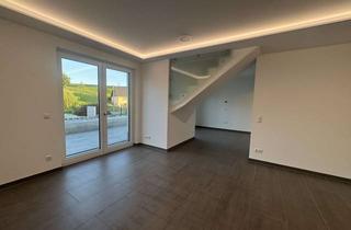 Wohnung mieten in Alte Hauptstraße 88, 01833 Dürrröhrsdorf-Dittersbach, Neubau-Maisonette mit 4 Zimmern und Terrasse in Dürrröhrsdorf-Dittersbach