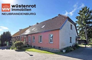 Haus kaufen in 17389 Anklam, WOHNANLAGE MIT EINEM DOPPEL- UND EINEM REIHENDOPPELHAUS + NEBENGEBÄUDE + GARAGE + PHOTOVOLTAIKANLAGE