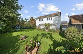 Haus kaufen in 84066 Mallersdorf-Pfaffenberg, Gepflegtes Zweifamilienhaus mit großem Grundstück, Gartenidylle und unverbaubatem Ausblick ins Grüne