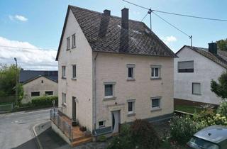 Haus kaufen in 56858 Peterswald-Löffelscheid, Komplett renoviertes Einfamilienwohnhaus mit angrenzender ehem. Scheune und PKW-Garage