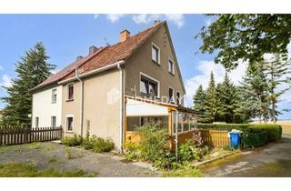 Haus kaufen in 09633 Halsbrücke, Direkt verfügbar: DHH mit Entwicklungsmöglichkeiten und großem Grundstück in ruhiger Lage