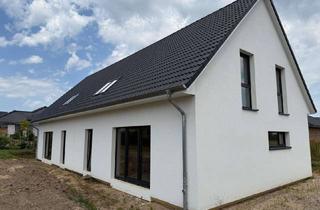 Haus kaufen in Sandkuhlenkoppel 7b, 24326 Ascheberg, Zu Hause in ruhiger Lage / Haus mit individueller Ausbaumöglichkeit