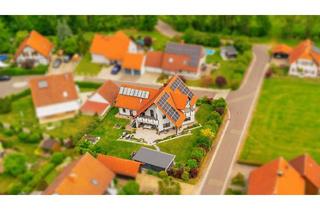 Einfamilienhaus kaufen in 95497 Goldkronach, Attraktives Einfamilienhaus mit moderner Technik, großem Garten und nachhaltiger Energieversorgung