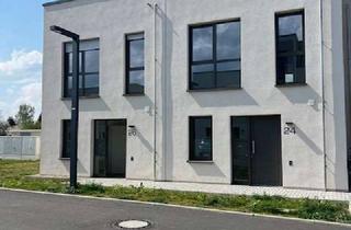 Haus mieten in Anna-Amalie-Straße 26, 15711 Königs Wusterhausen, Erstbezug - Reihenendhaus in Königs Wusterhausen mit Terrasse und Stellplatz
