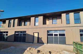 Büro zu mieten in Am Jägersberg 12, 24161 Altenholz, nur noch 2 Hallen und 1 Büro übrig! flexible Werkstatt- und Büroflächen direkt an der Hochbrücke