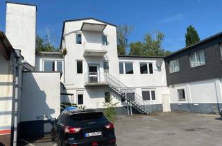 Geschäftslokal mieten in 40764 Langenfeld, Repr. Halle (1. Etage) bzw. Büros 240 qm (1.Etage) im Stadtkern von Langenfeld!