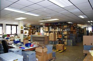 Gewerbeimmobilie kaufen in 42655 Solingen, Gewerbeobjekt: Produktions- u. Lagerfläche m. Büros, Rampe, Parkplätzen!
