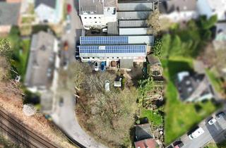 Gewerbeimmobilie kaufen in 42857 Remscheid, Handwerker aufgepasst! MFH m. Verkaus- und Gewerberhallen und Bauland - teilw. vermietet!