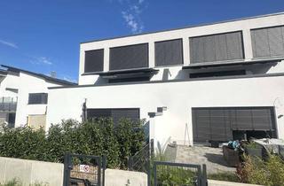 Penthouse kaufen in Lambacher Str., 91244 Reichenschwand, Exklusive Erdgeschosswohnung mit Penthouse-Flair und Fernblick, Design trifft Wohnkomfort