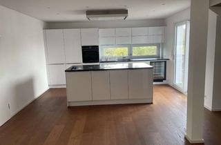 Wohnung mieten in 85649 Brunnthal, Exklusive 4,5 Zimmer-Wohnung in Brunnthal mit riesiger Dachterrasse