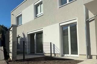 Wohnung mieten in Unterer Birkenweg, 71229 Leonberg, Neubau-Erstbezug: Hochwertige, 3-Zimmer-EG-Wohnung mit 2 Außenbereichen und Tiefgarage