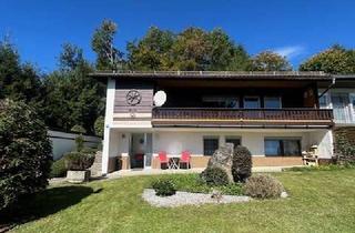 Haus kaufen in 94169 Thurmansbang, Charmantes Ein-/Zweifamilienhaus in herrlicher Aussichtslage