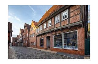 Einfamilienhaus kaufen in 21481 Lauenburg, HISTORISCHES JUWEL MIT POTENZIAL