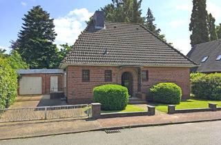 Haus kaufen in 25560 Schenefeld, Gepflegter Walmdachbungalow mit Garage in ruhiger Wohnlage in Schenefeld bei Itzehoe