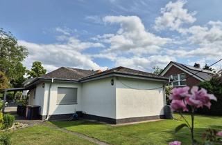 Immobilie kaufen in 14167 Berlin, Wohnen in Steglitz/ ZehlendorfGroßes Grundstück mit Bungalow und Ausbaumöglichkeit zu verkaufen