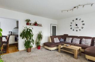 Wohnung kaufen in 91056 Erlangen, Wohnen mit Aussicht: Charmante 3-Zimmer-Wohnung mit Süd-West-Balkon mit Blick aufs Wasser