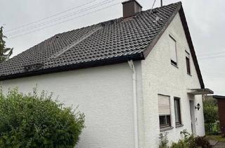 Haus kaufen in 89284 Pfaffenhofen, Pfaffenhofen - Ungeschminkt und ehrlich - Renovierungsbedürftiges 2 Familien Haus