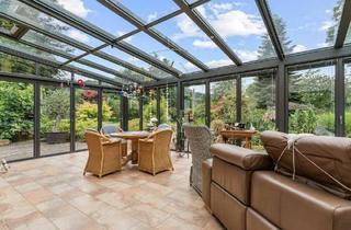 Einfamilienhaus kaufen in 49143 Bissendorf, Bissendorf - Großzügiges Einfamilienhaus mit 10.000 m² Grundstück & Wintergarten