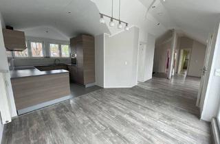 Wohnung kaufen in Güldenauer Weg 79, 12555 Berlin, Berlin - Ihr neues Zuhause: Stilvolle 3-Zimmer-Dachgeschosswohnung in Köpenick