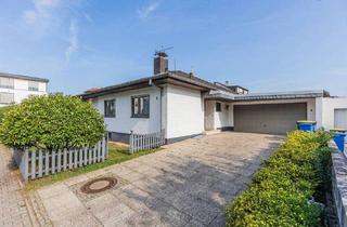 Haus kaufen in 65462 Ginsheim-Gustavsburg, Ginsheim-Gustavsburg - Direkt beziehbarer Bungalow mit Tageslichtbad und Doppelgarage auf 513 m² großem Grundstück