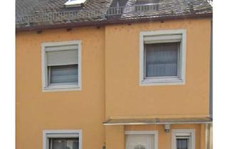 Haus kaufen in 93073 Neutraubling, Neutraubling - Reihenmittelhaus