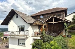 Mehrfamilienhaus kaufen in 54316 Ollmuth, Ollmuth - Mehrfamilienhaus mit drei Wohneinheiten, Garagen, Garten, StreuobstwieseKoppel und Mega-Fernblick!