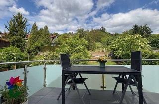 Wohnung kaufen in 73732 Esslingen, Neuwertige 3-Zimmer-Dachgeschoss-Wohnung mit Garage und Hobbyraum!