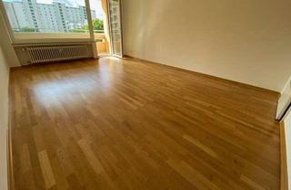 Wohnung kaufen in Stemplingeranger 13, 81737 München, Von Privat - Freie, renovierte 2-Zimmer-Wohnung in München-Perlach