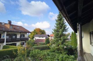 Wohnung kaufen in 82438 Eschenlohe, Charmante 2-Zi Wohnung im 1. OG mit Tageslichtbad