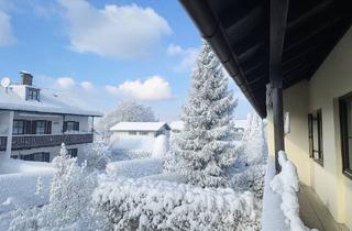 Wohnung kaufen in 82438 Eschenlohe, Charmante 2-Zi Wohnung im 1. OG mit Tageslichtbad